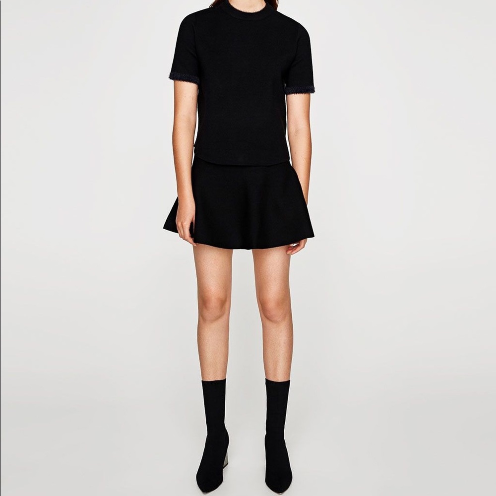 Black Zara A-Line skirt